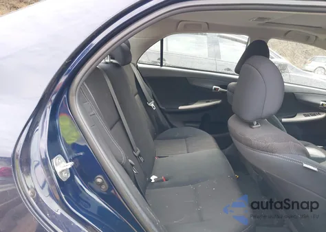 2012 Toyota Corolla S z USA, uszkodzony, nr VIN 2T1BU4EE4CC869137